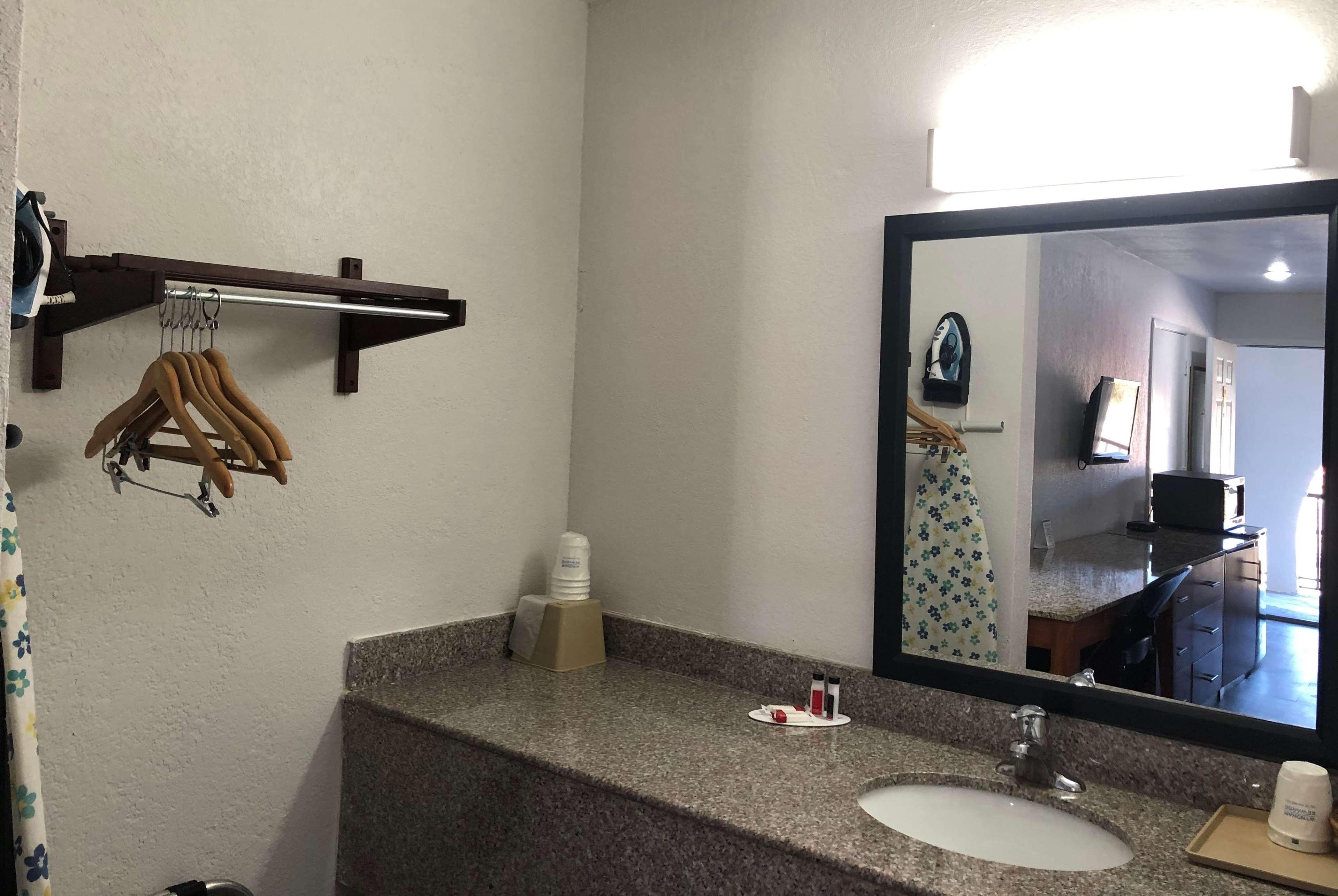 Super 8 By Wyndham - Canton, Texas Extérieur photo