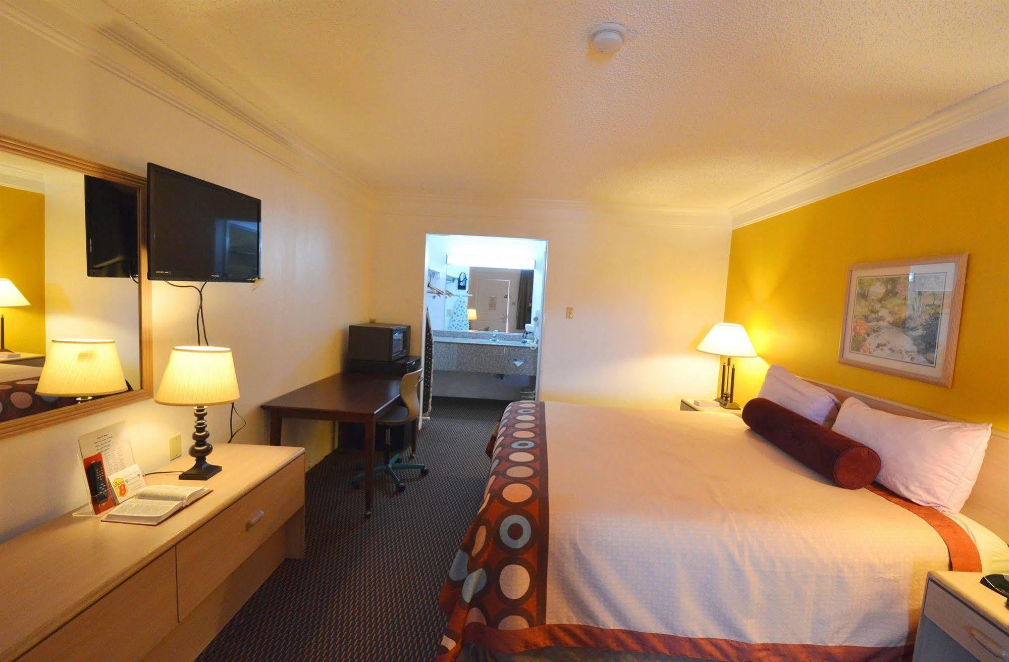 Super 8 By Wyndham - Canton, Texas Extérieur photo